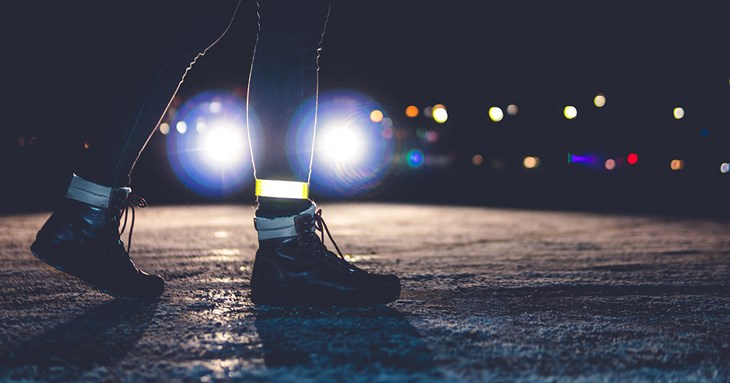Car experts reveal the crucial safety steps women need to take this winter to stay safe during darker evenings