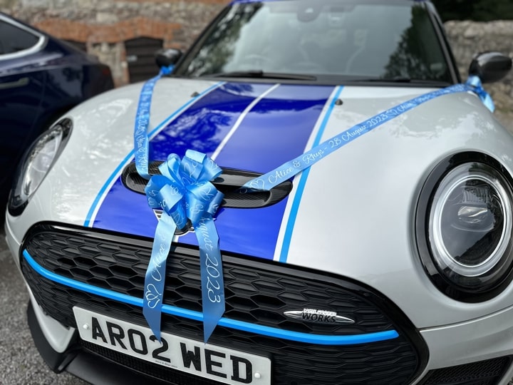 How to buy and register a private number plate in the UK — and why people love them