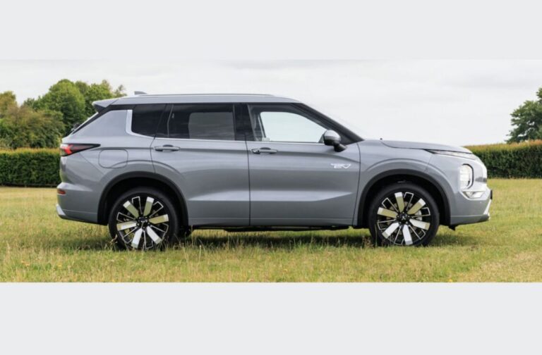 Mitsubishi Outlander review: The popular plug-in hybrid returns to Britain